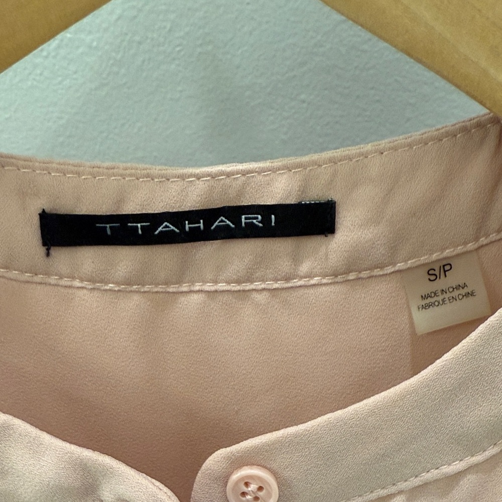 T Tahari Blush Pink Blouse - Picture 2 of 3